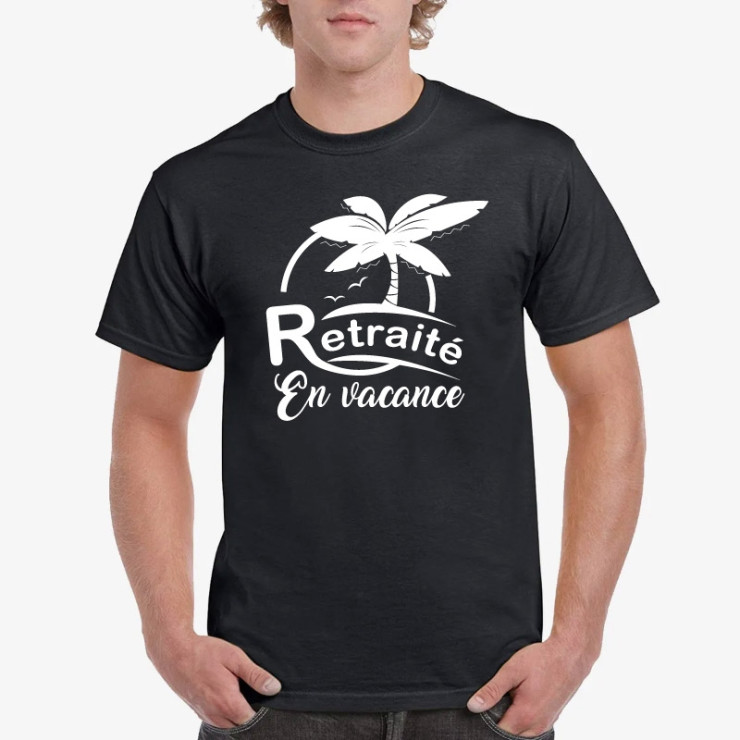 Tee-shirt Noir Retraité en Vacances