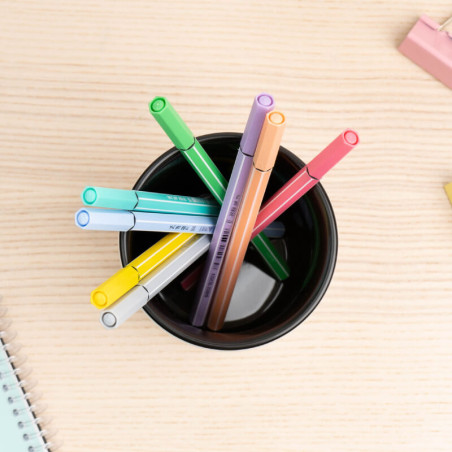       Pot à crayon personnalisé en ligne
    