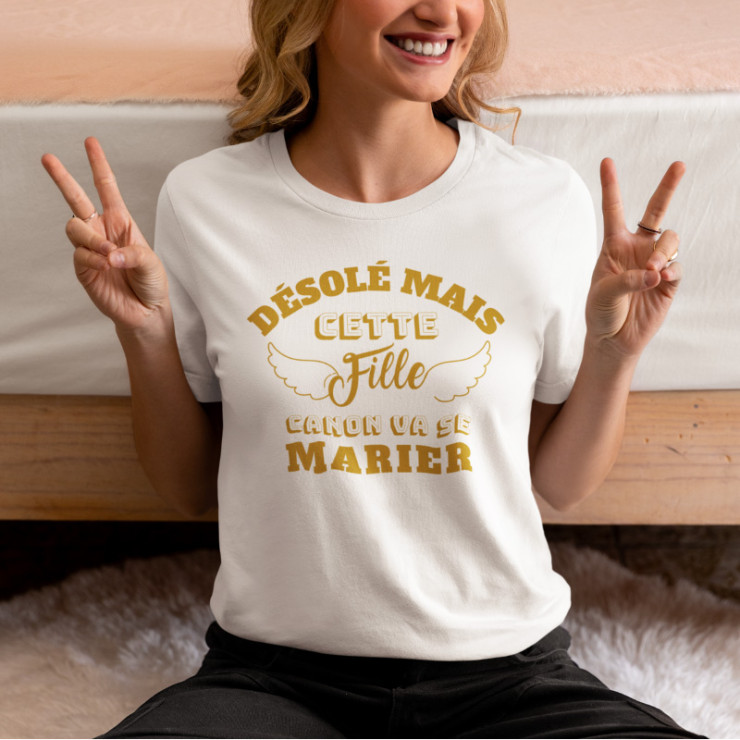       T-shirt "Cette fille va se marier"
    