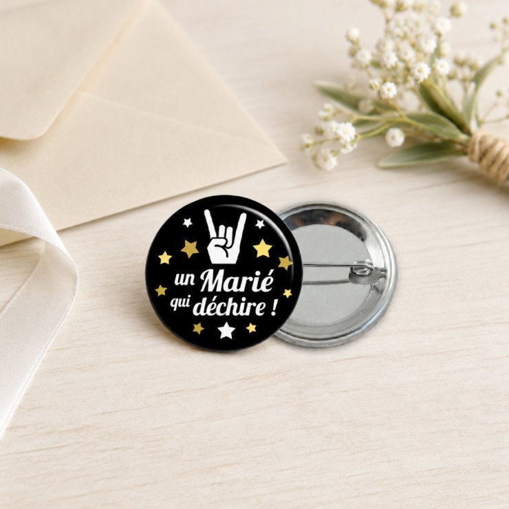       Badge "Un marié qui déchire"
    