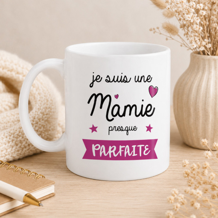                     Mug Mamie parfaite - Cadeau émouvant grand-mère
                  
