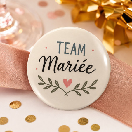       Badge à épingle personnalisé
    