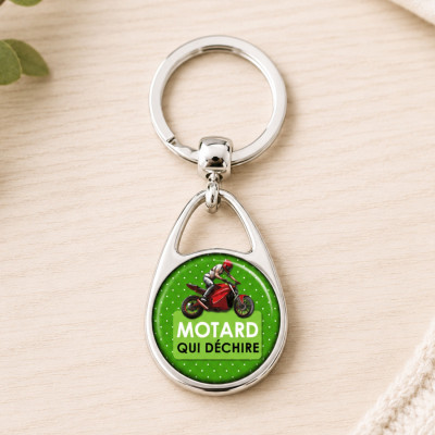 Cadeau, ce Porte clé "Motard qui déchire" est idéal à offrir