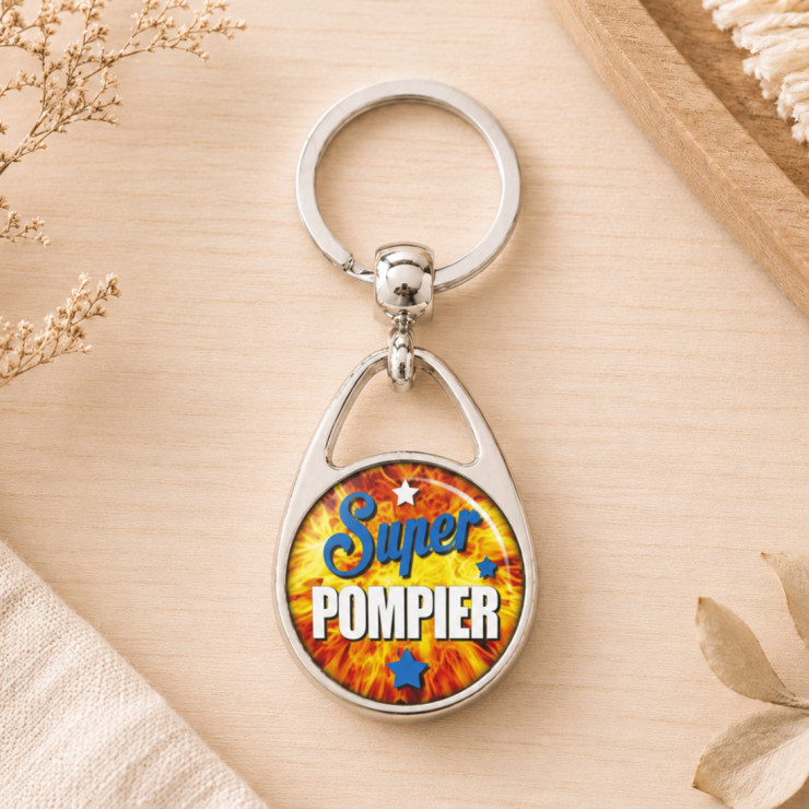                     Porte clés Pompier - Cadeau pratique!
                  