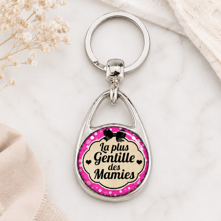                     Porte clés pour la plus gentille des mamies
                  