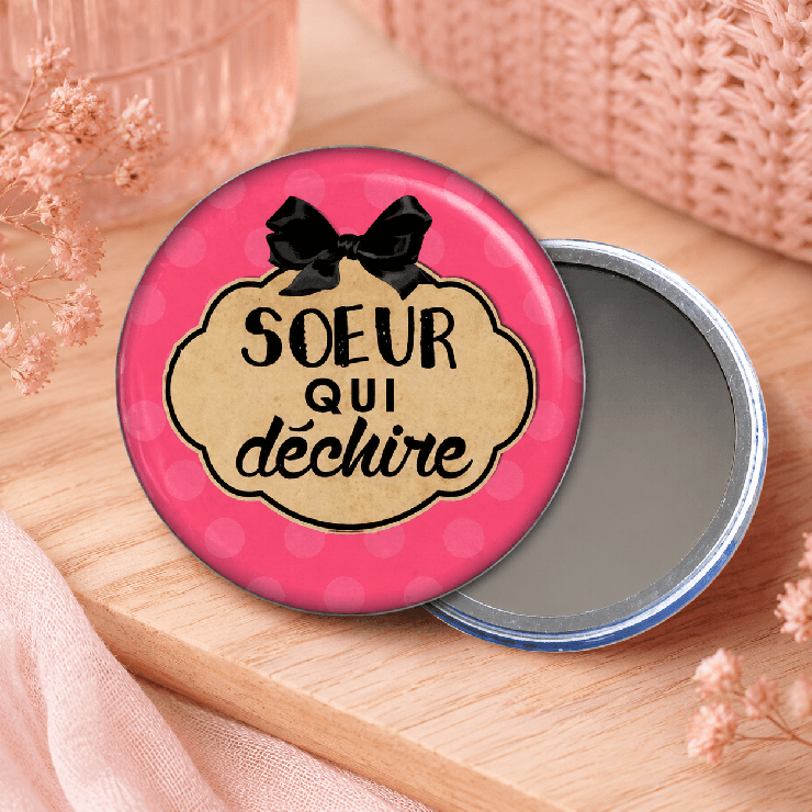                     Miroir de poche soeur qui déchire
                  