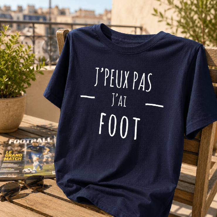                     T-shirt football pour les passionnés - Cadeau idéal pour les fans de football
                  