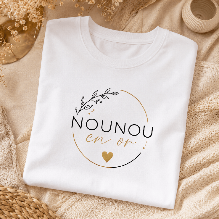                     T-shirt Nounou en or - Pour remercier 💖
                  
