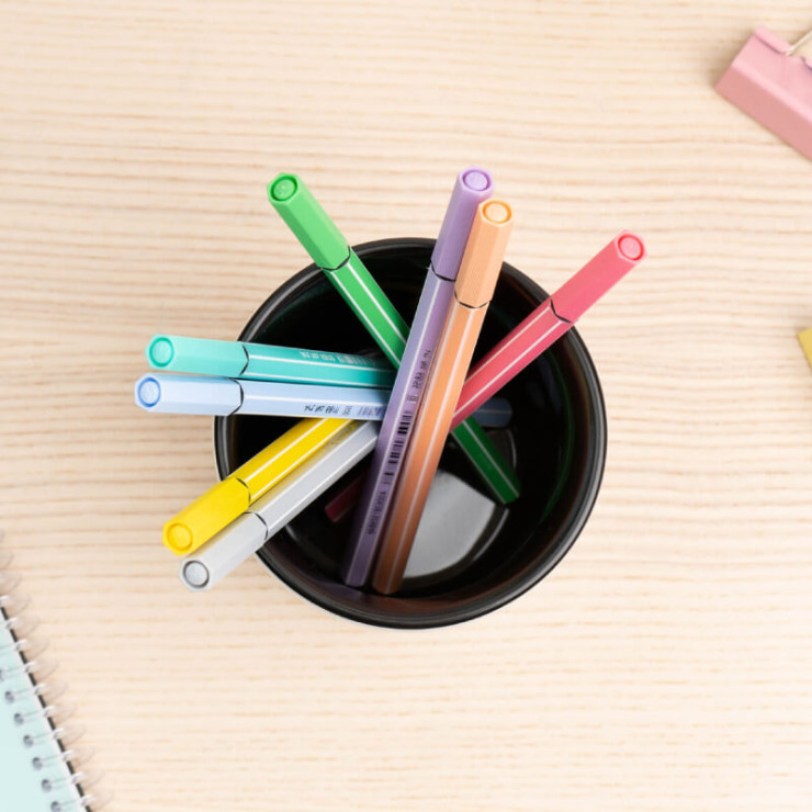 Personalisieren Sie einen Stifthalter