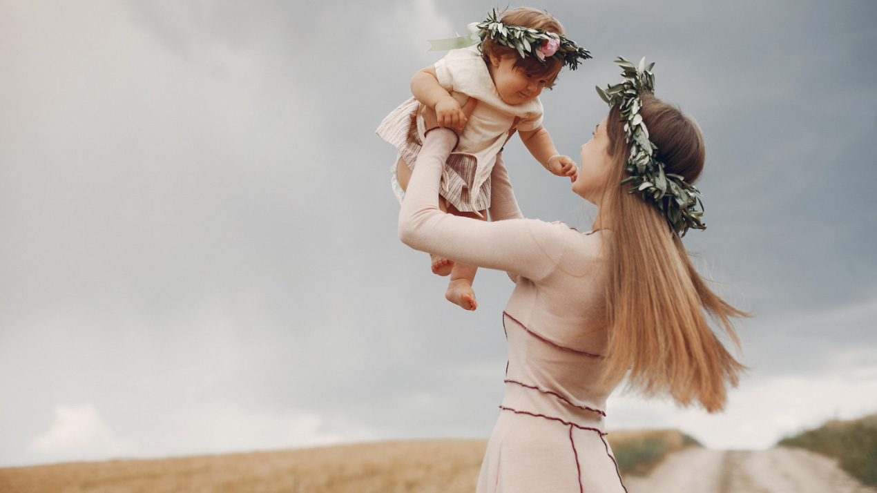 Poèmes pour marraine : textes émouvants à offrir à une marraine exceptionnelle