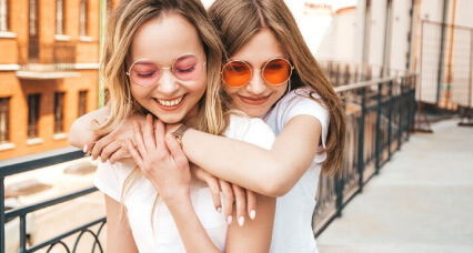 Quel cadeau offrir à un ami ? Trouver l'idée parfaite pour une amitié unique